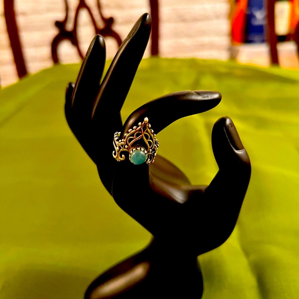 Brand New Beautiful 925 Silver Ring with Light Blue Gemstone. Size 6.5